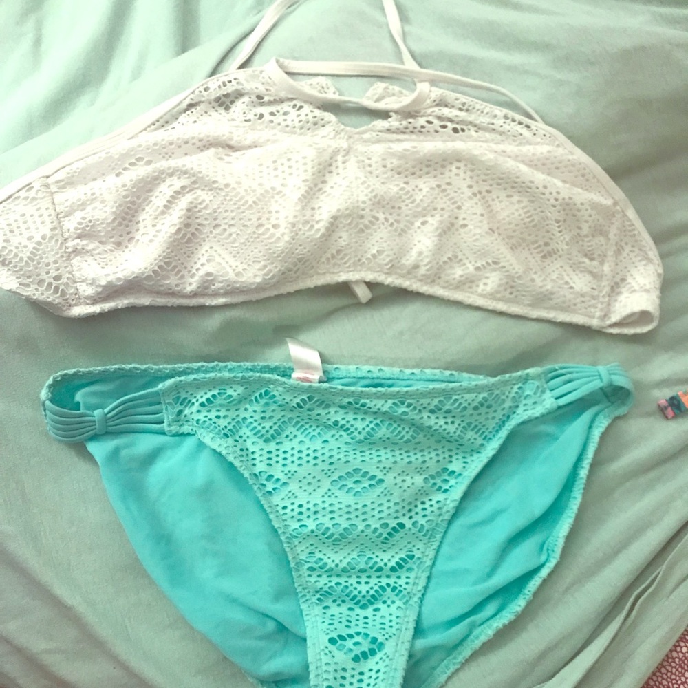 No Boundaries white and mint green bikini. xL